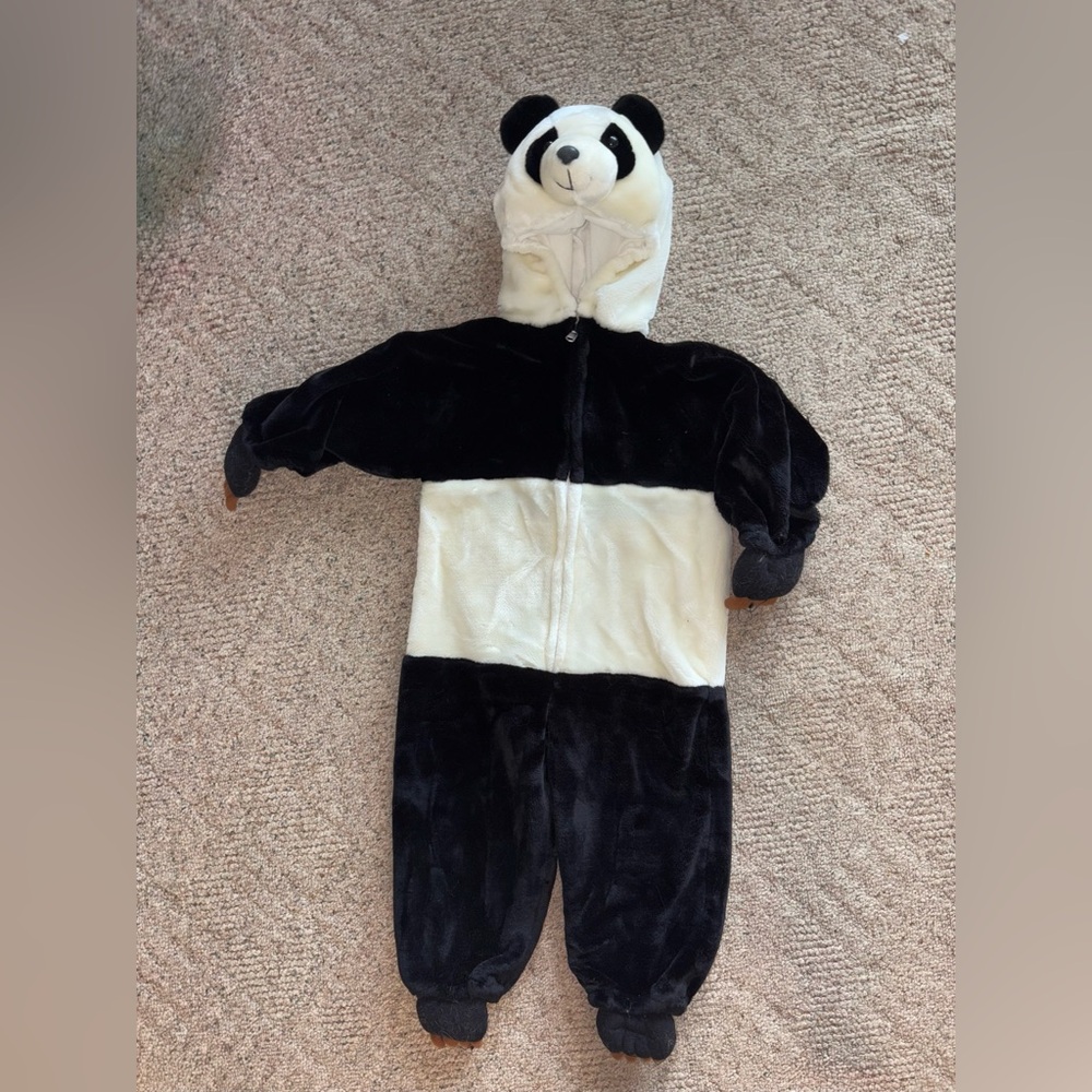 Panda plush Costume size 4/5
